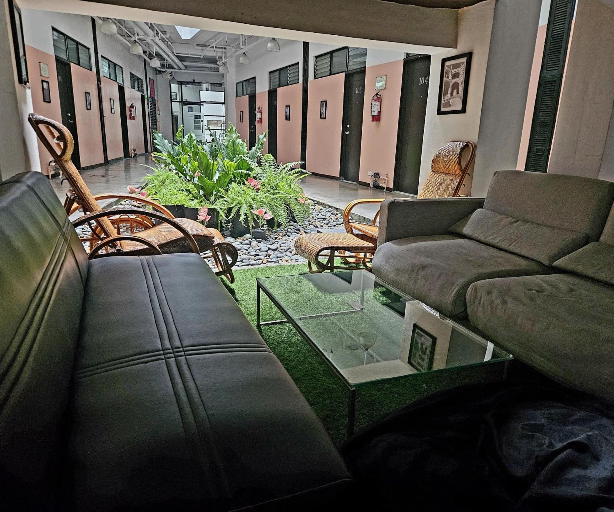 Monchere Dormitory Маніла Екстер'єр фото