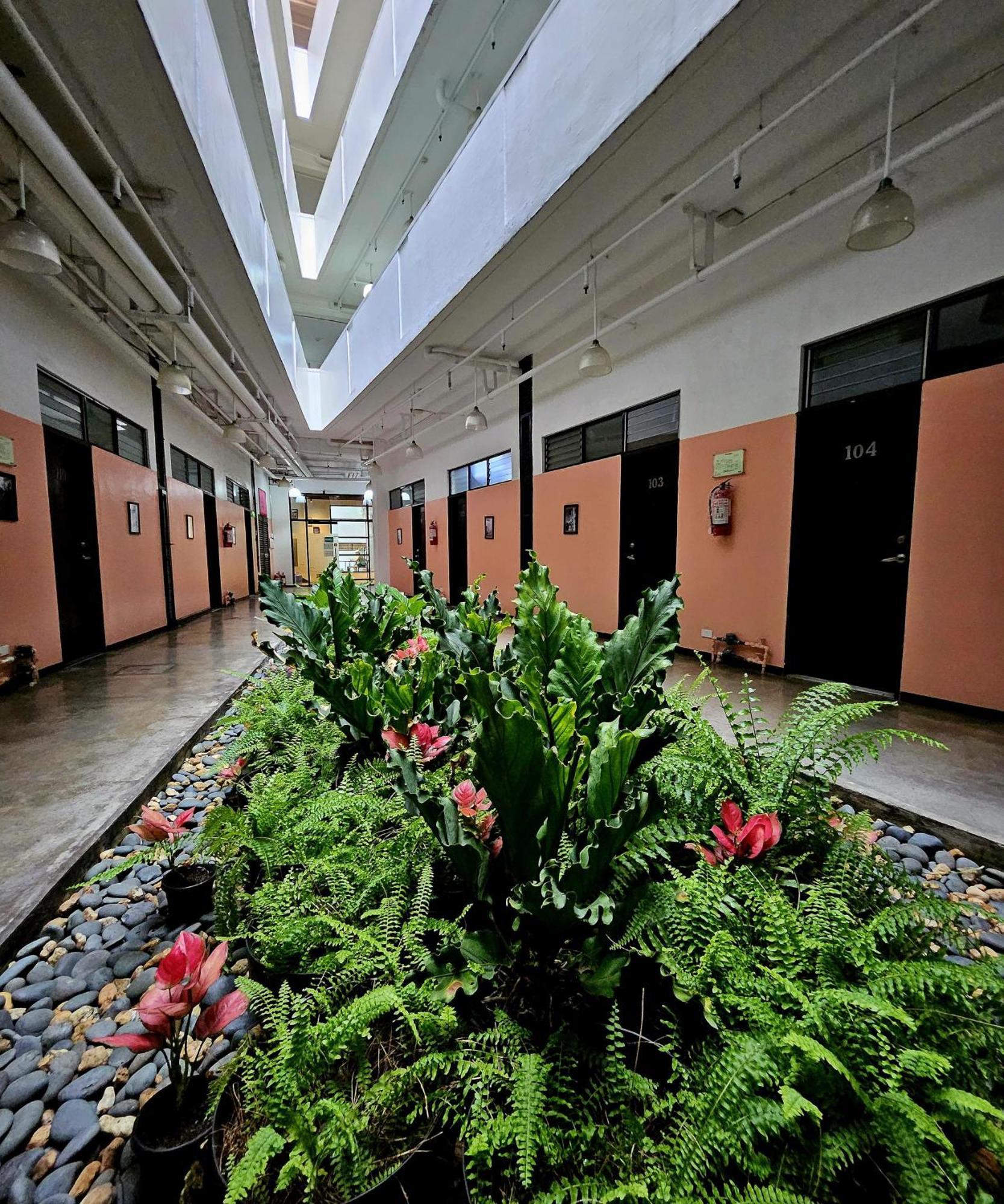 Monchere Dormitory Маніла Екстер'єр фото